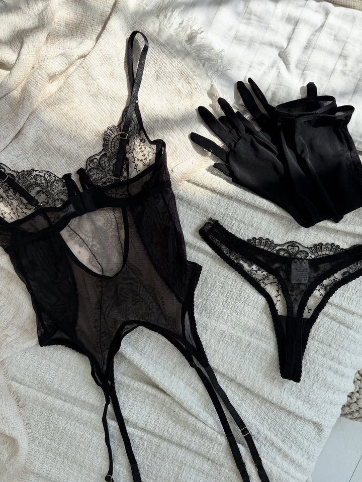 Valentina Lace Lingerie Set