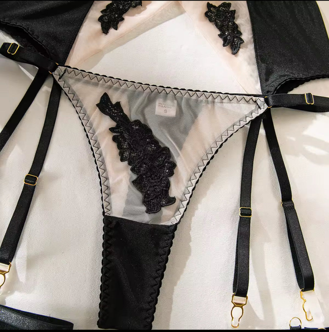 Kaia Lingerie Set