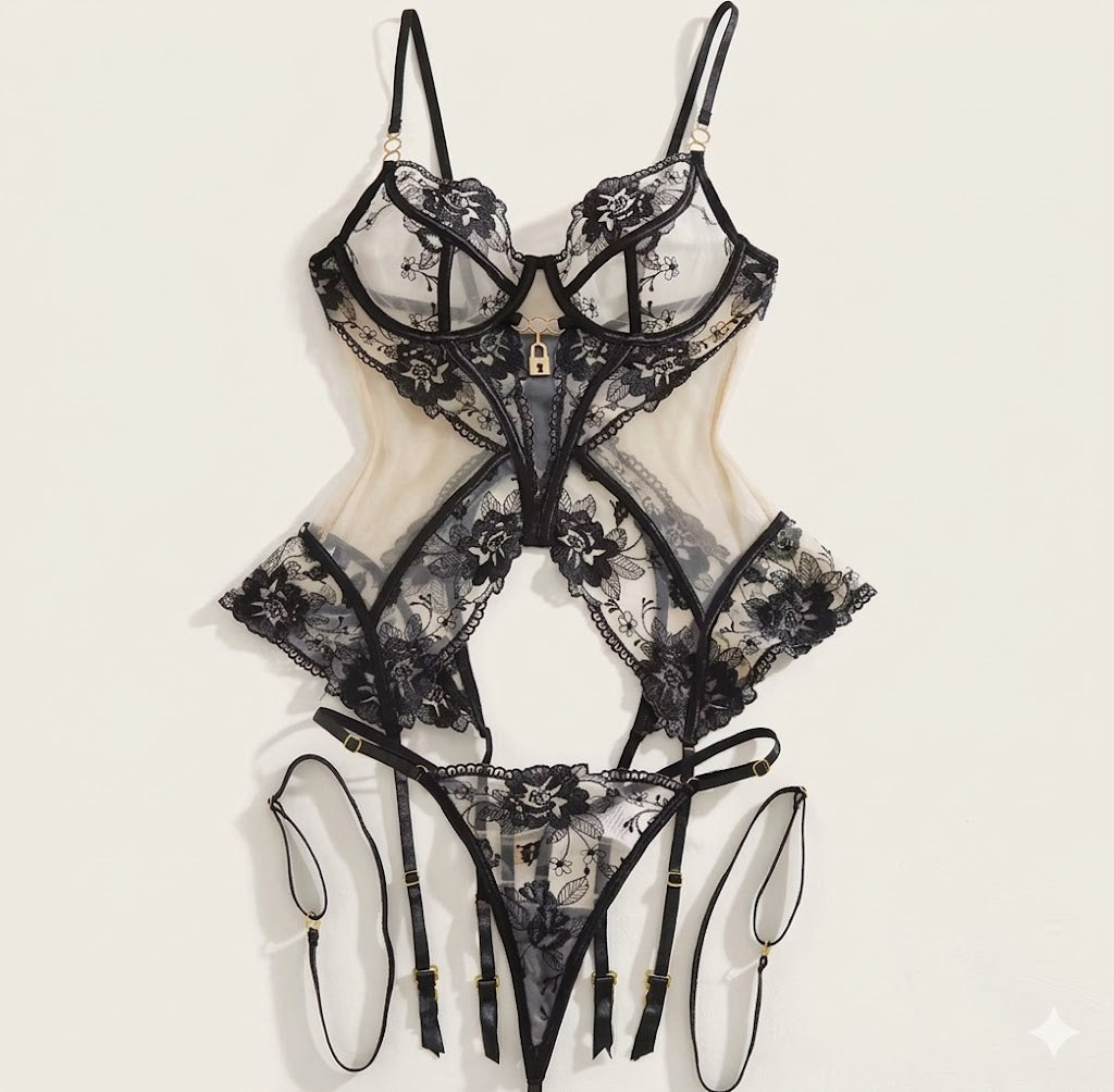 Palmer Lingerie Set