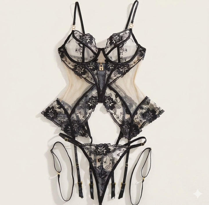 Palmer Lingerie Set