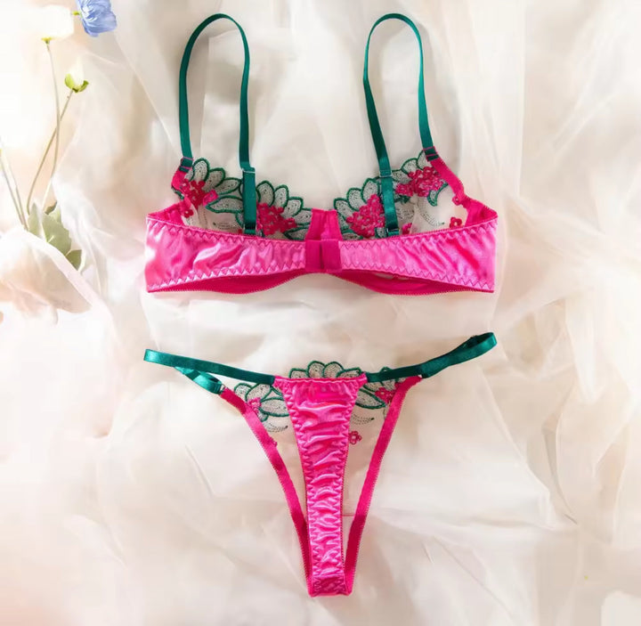 Mia Lingerie Set