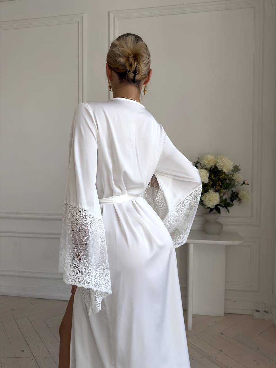 Celeste Robe