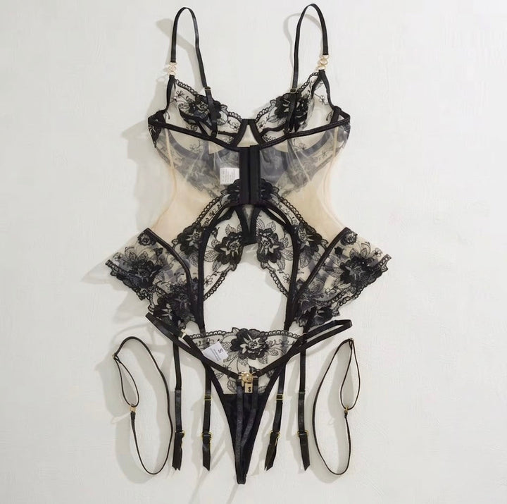 Palmer Lingerie Set