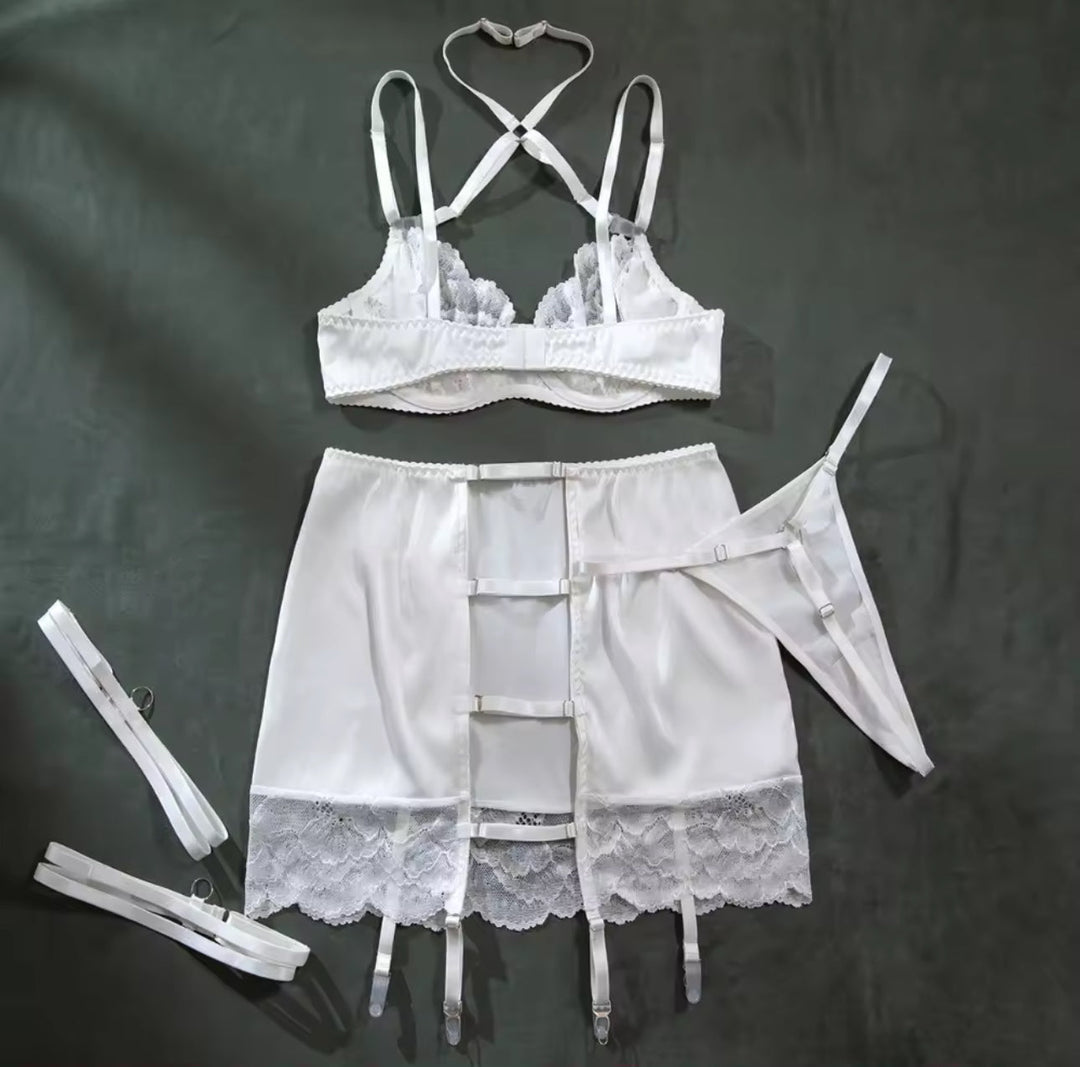 Rouge Lingerie Set