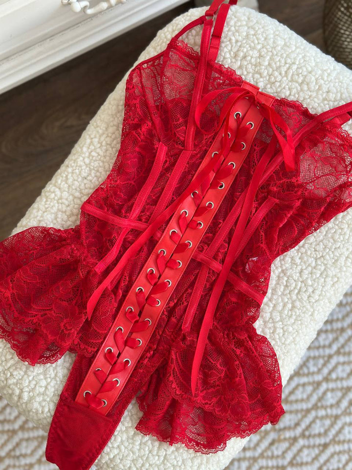 Scarlet Temptation Corset Set