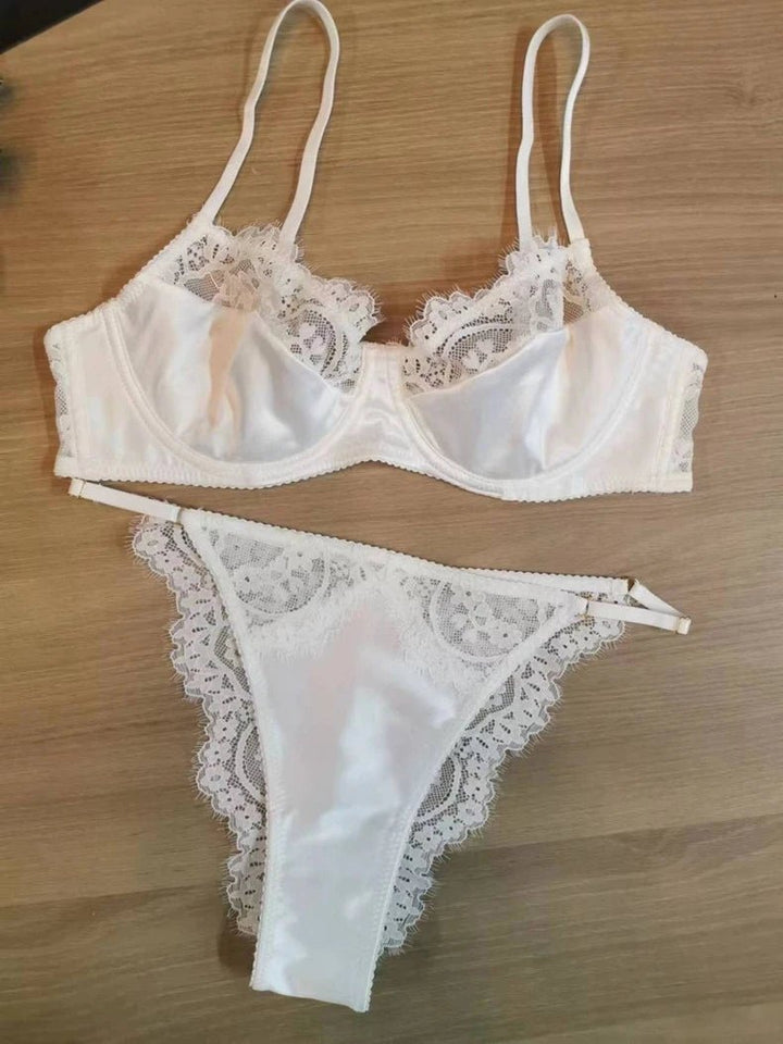 Exquisite lace lingerie set, delicate details, adjustable fit