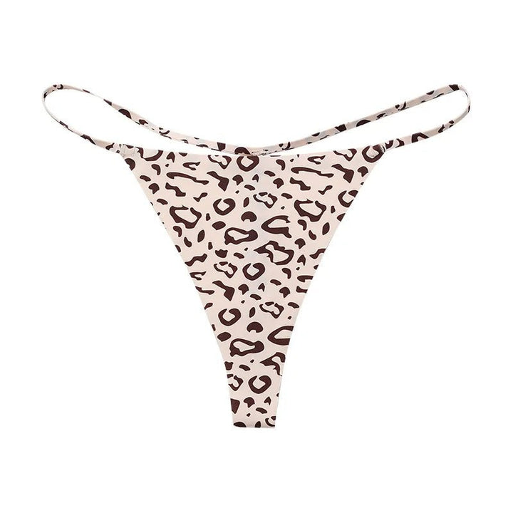 Seamless thong, both comfortable and elegant, ideal for everyday wear