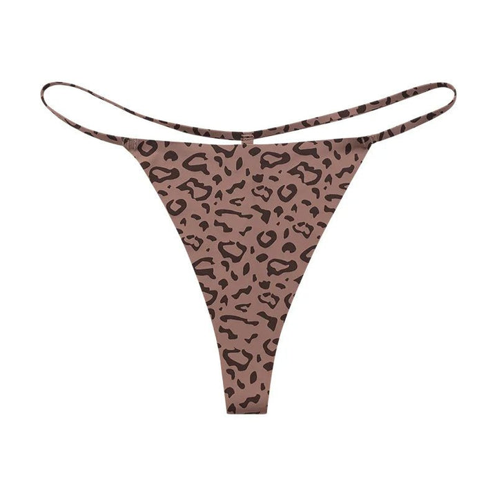 Seamless thong, both comfortable and elegant, ideal for everyday wear
